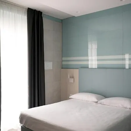 Hotel Colombo 4*