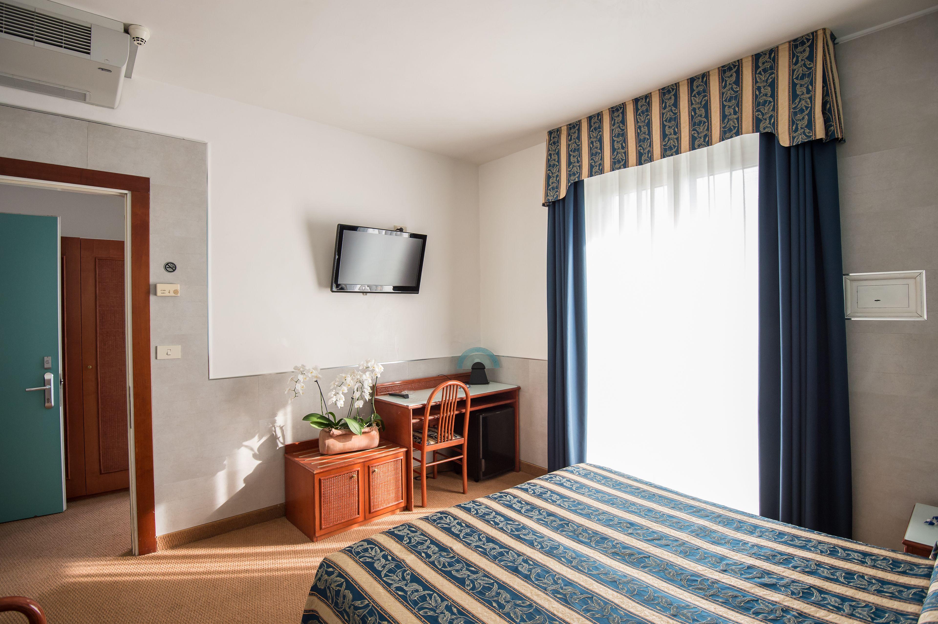 Colombo Hotel 4*