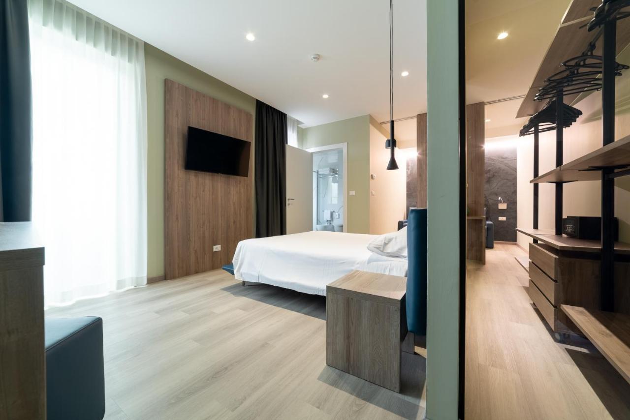 Colombo Hotel 4*