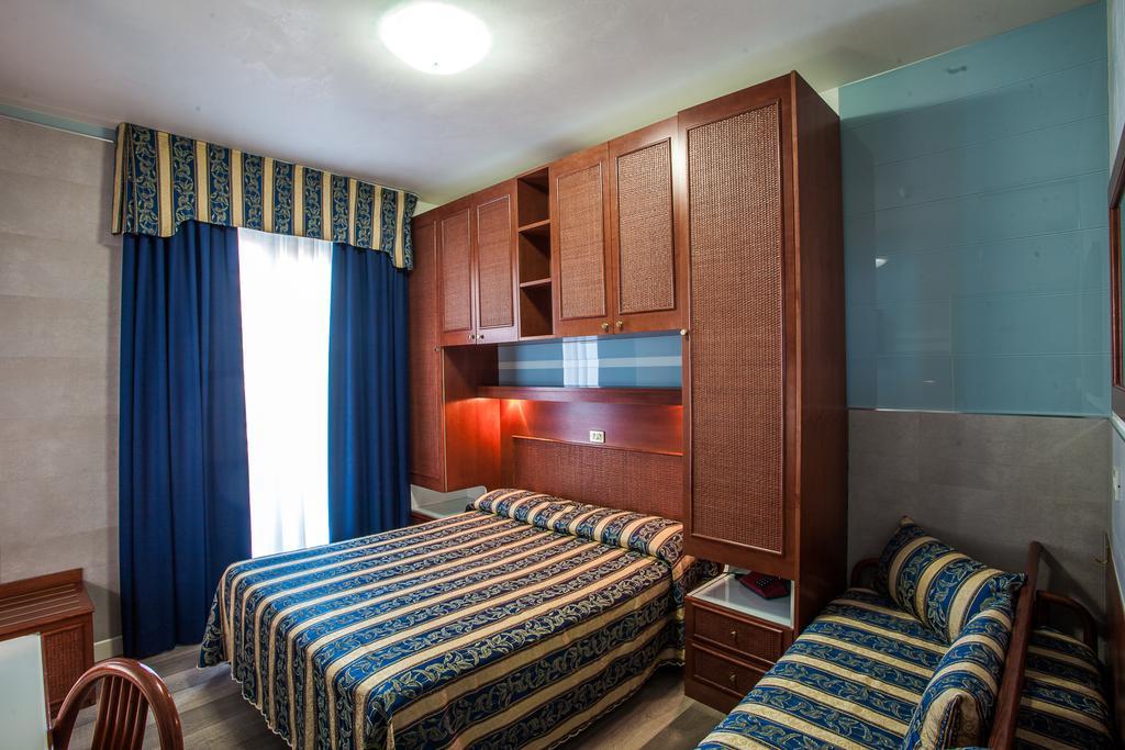Colombo Hotel 4*